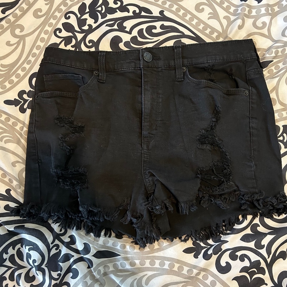 Junior's 11 Mudd High-Rise Black Distressed Shorts